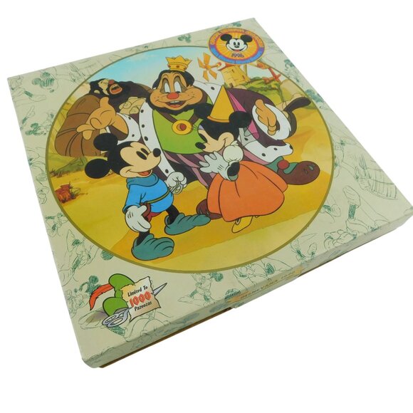 The Brave Little Tailor Limited Edition Disney Plate 1996 - Picture 3 of 3